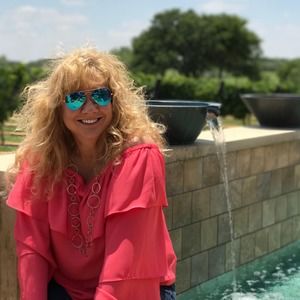 Meet your Posher, Kathy